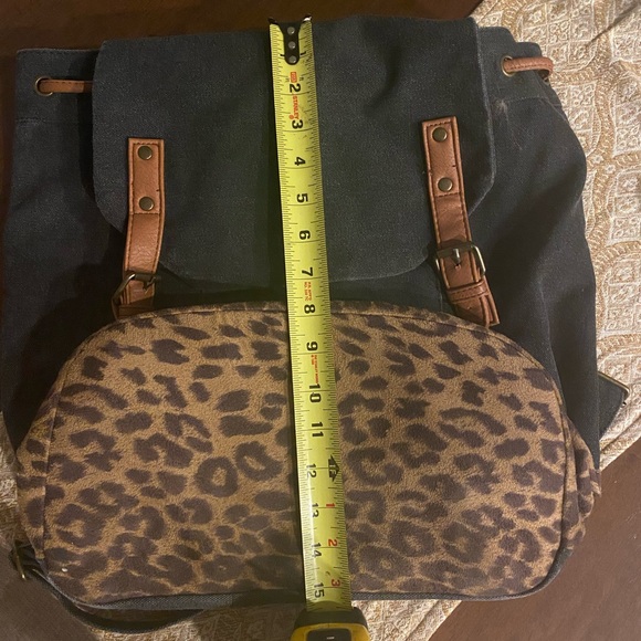 Denim animal print backpack - Picture 6 of 8